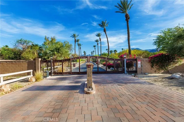 $8,000 | 49048 Croquet Court, Indio, CA 92201