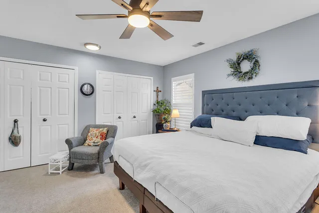 $264,900 | 783 West Barrington Circle, Jackson, MI 49203