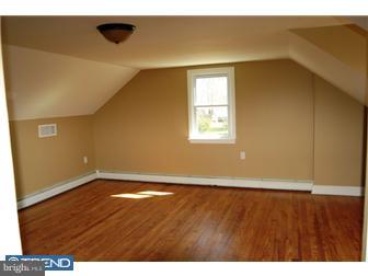 511 Old Schuylkill Road Pottstown, PA 19465 - Photo 11 of 12 Bedroom - Main