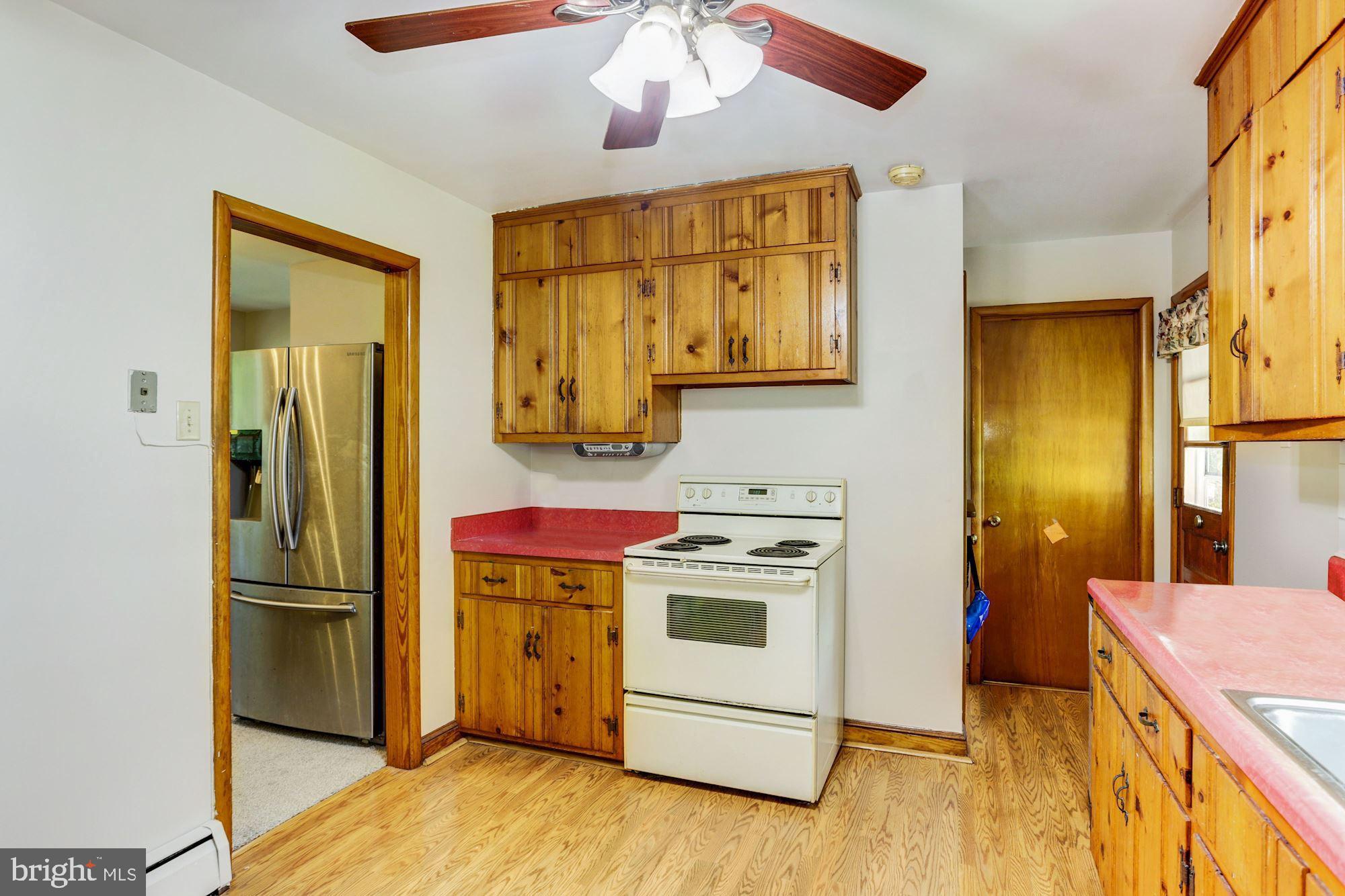 4656 Linthicum Road Dayton, MD 21036 - Photo 11 of 42 Kitchen