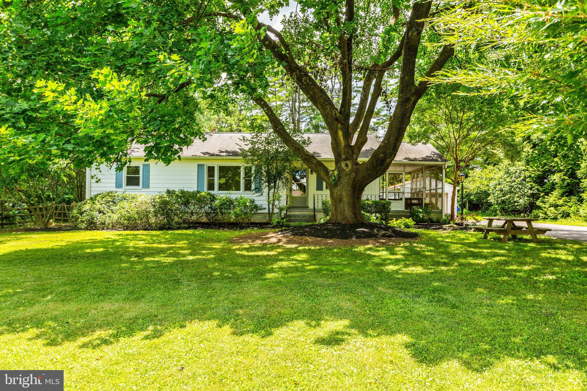 4656 Linthicum Road Dayton, MD 21036 - Photo 3 of 42 Font Exterior