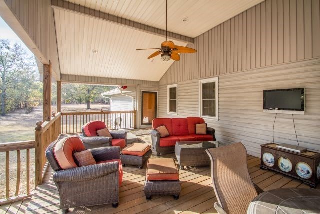1630 Johnson Road Musella, GA 31066 - Photo 9 of 28 a outdoor living space with furniture
