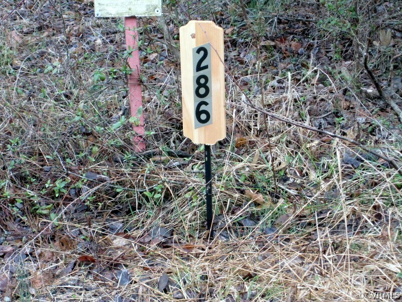 286 Brown Road Cumberland, VA 23040 - Photo 4 of 27 Gallery Image 4