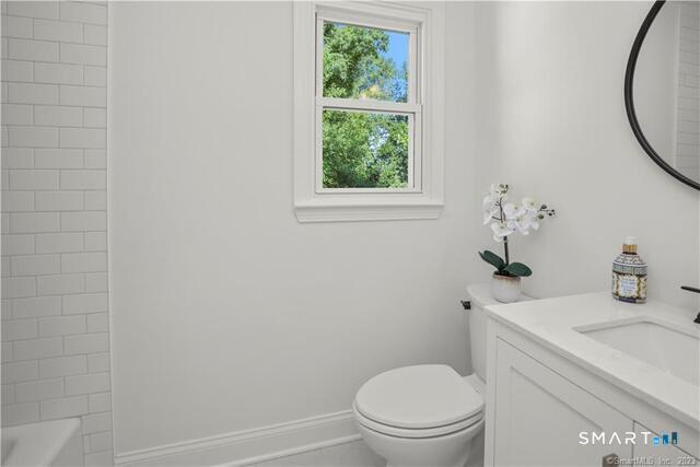 421-ab Shelton Road Trumbull, CT 06611 - Photo 17 of 33