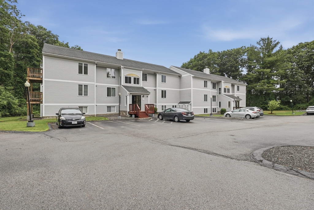 330 Sunderland Road, Unit 7 Worcester, MA 01604 - Photo 20 of 24
