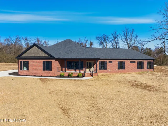 $825,000 | 235 Charlie Lane, Maryville, TN 37804