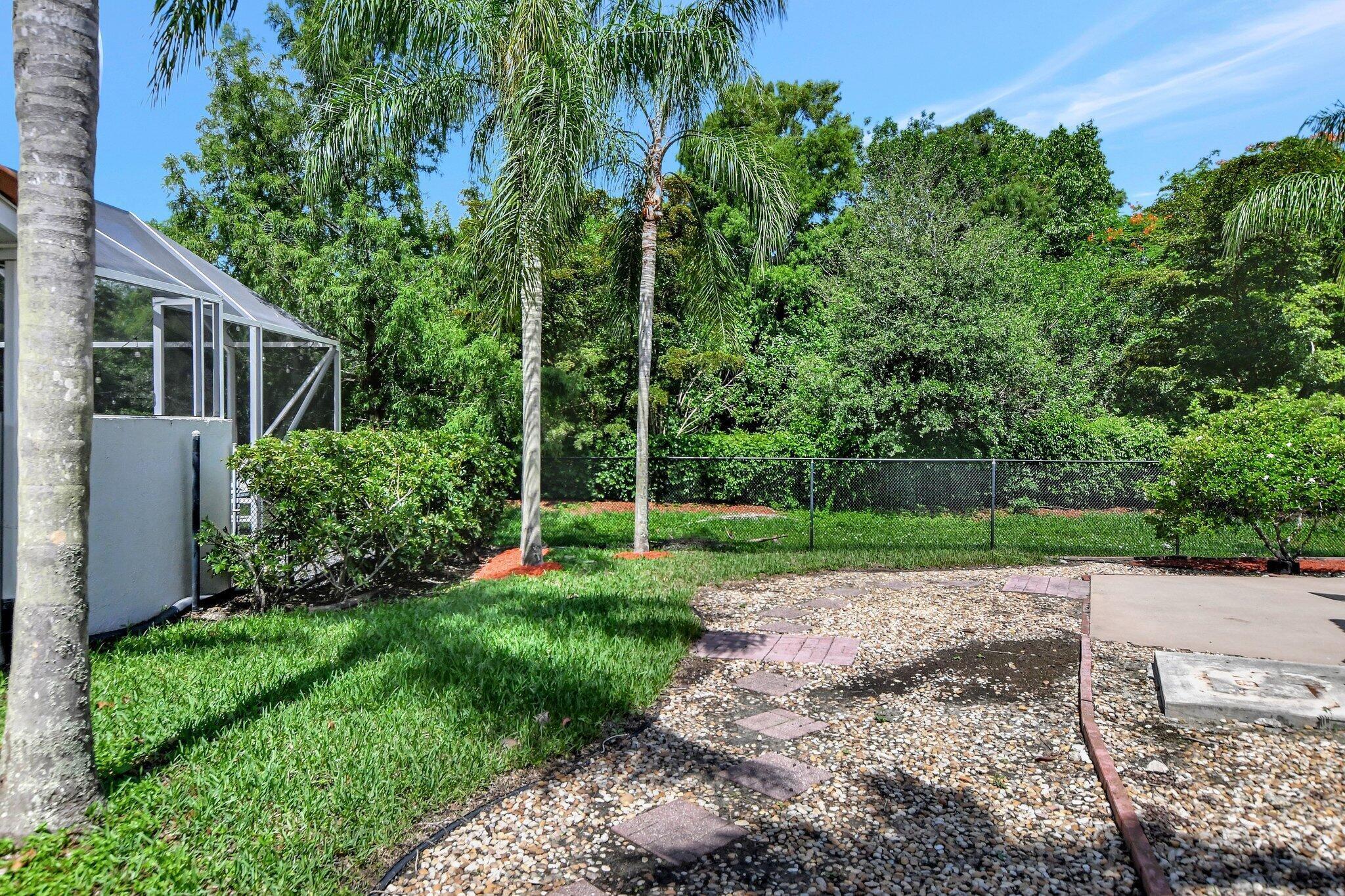 21783 Philmont Court Boca Raton, FL 33428 - Photo 22 of 31 Backyard