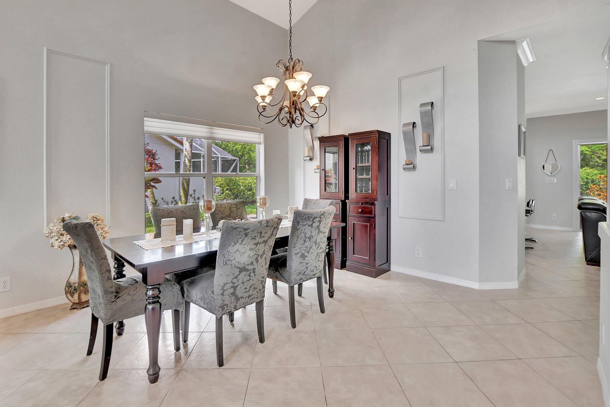 21783 Philmont Court Boca Raton, FL 33428 - Photo 4 of 31 Dining Room