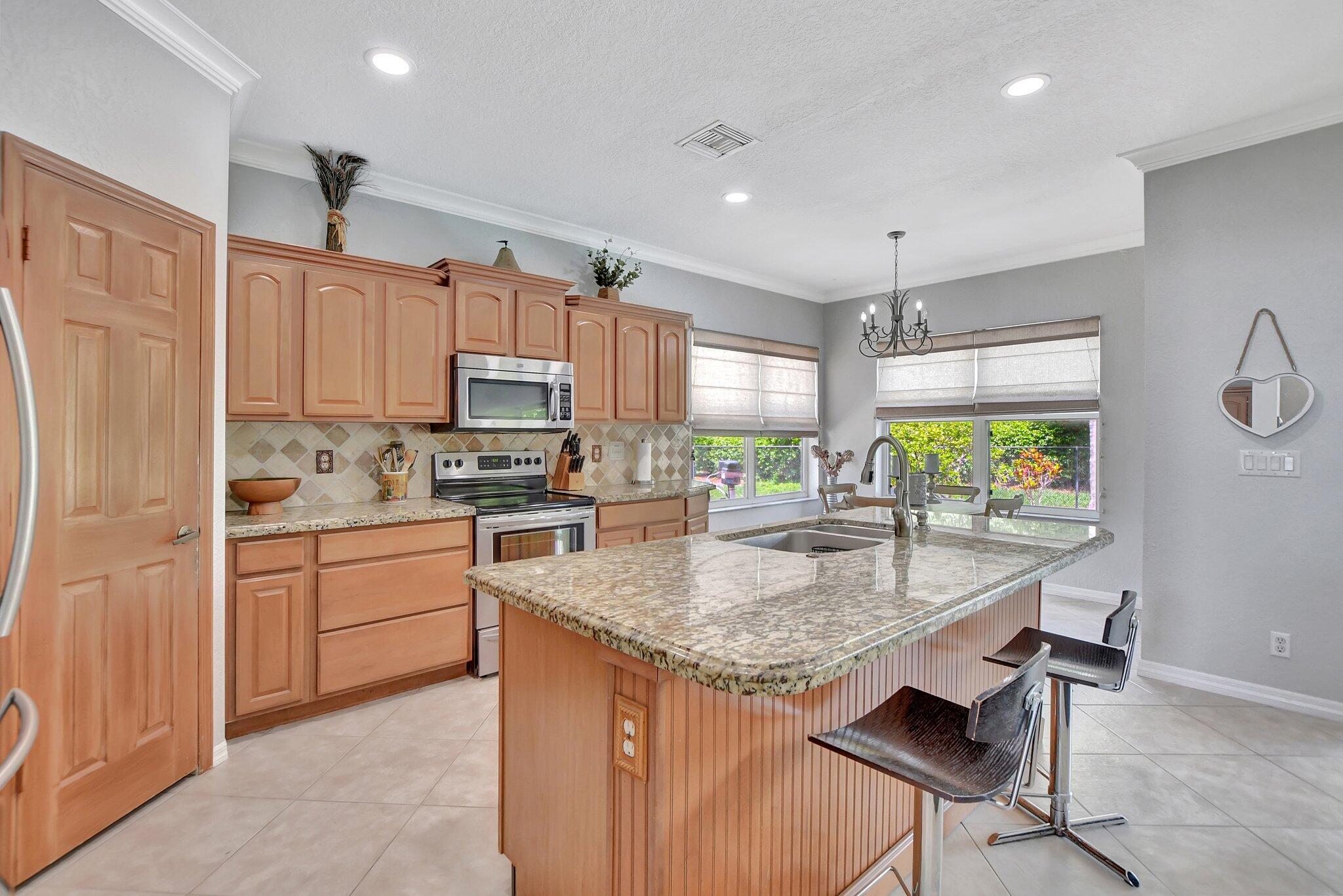 21783 Philmont Court Boca Raton, FL 33428 - Photo 9 of 31 Kitchen