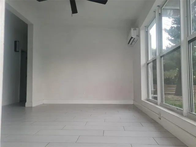 $2,595 | 4390 Northeast 15th Terrace, Pompano Beach, FL 33064