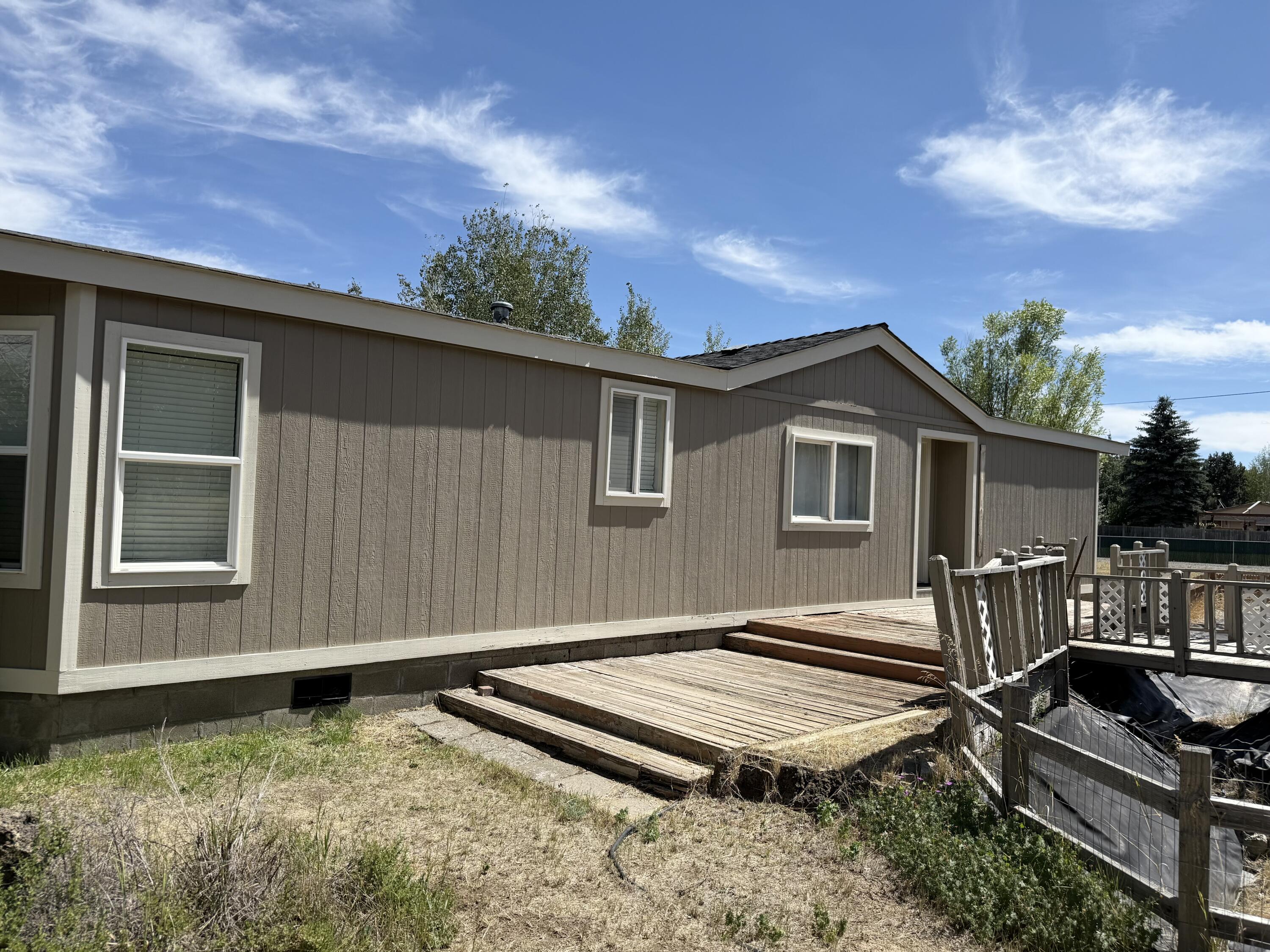 19218 Shoshone Road Bend, OR 97702 - Photo 4 of 38 IMG_6883