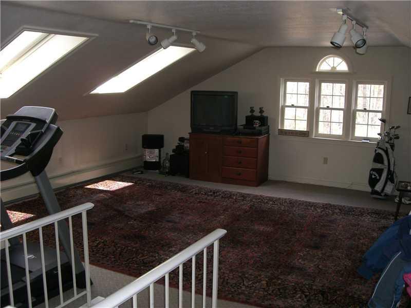 3 Cold Spring Lane Kennebunk, ME 04043 - Photo 9 of 23 Family Room.