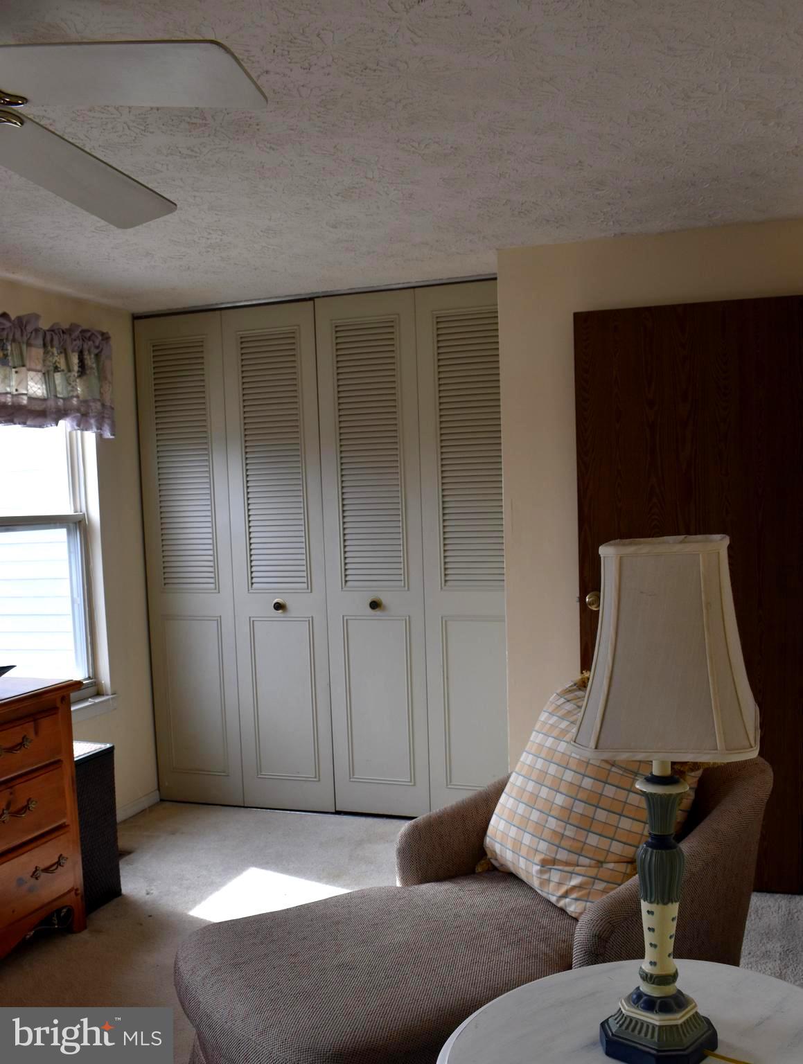 4 Hyacinth Road Baltimore, MD 21234 - Photo 25 of 33 a living room with furniture