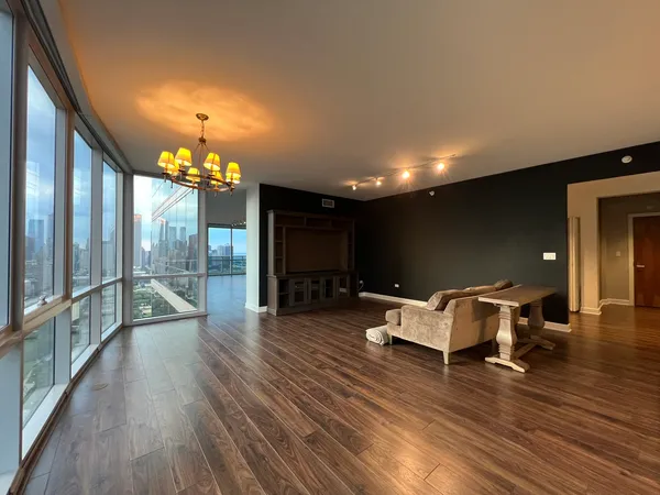 $7,500 | 1201 South Prairie Avenue, Unit 3801, Chicago, IL 60605