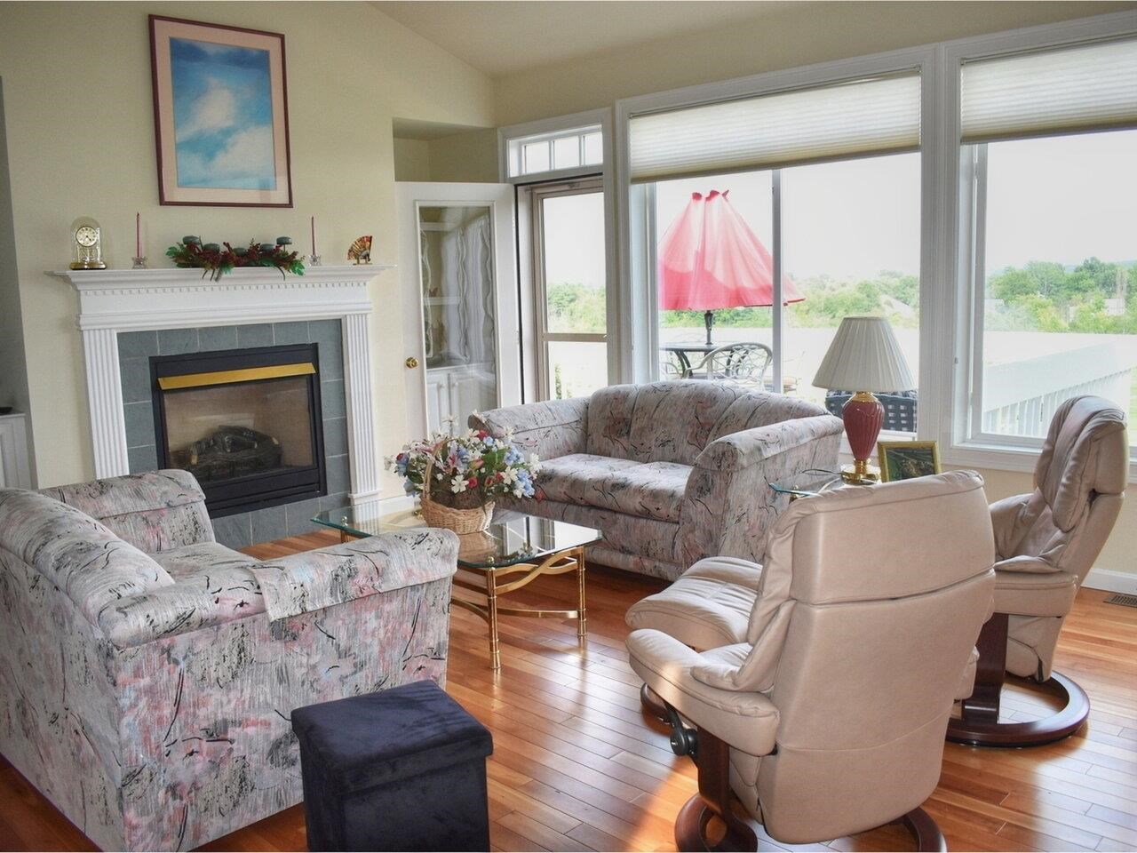 48 Park Road South Burlington, VT 05403 - Photo 4 of 32