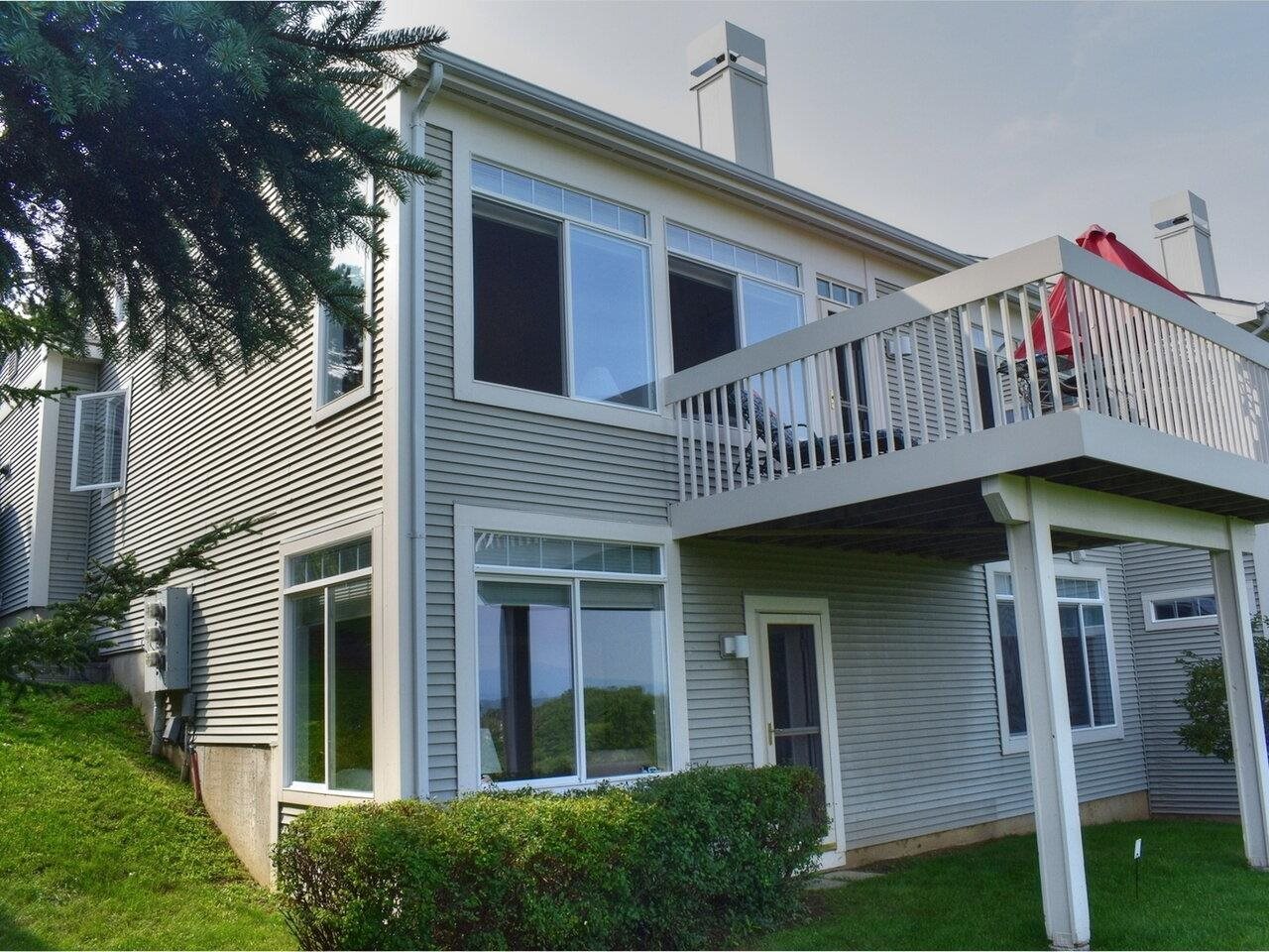 48 Park Road South Burlington, VT 05403 - Photo 7 of 32