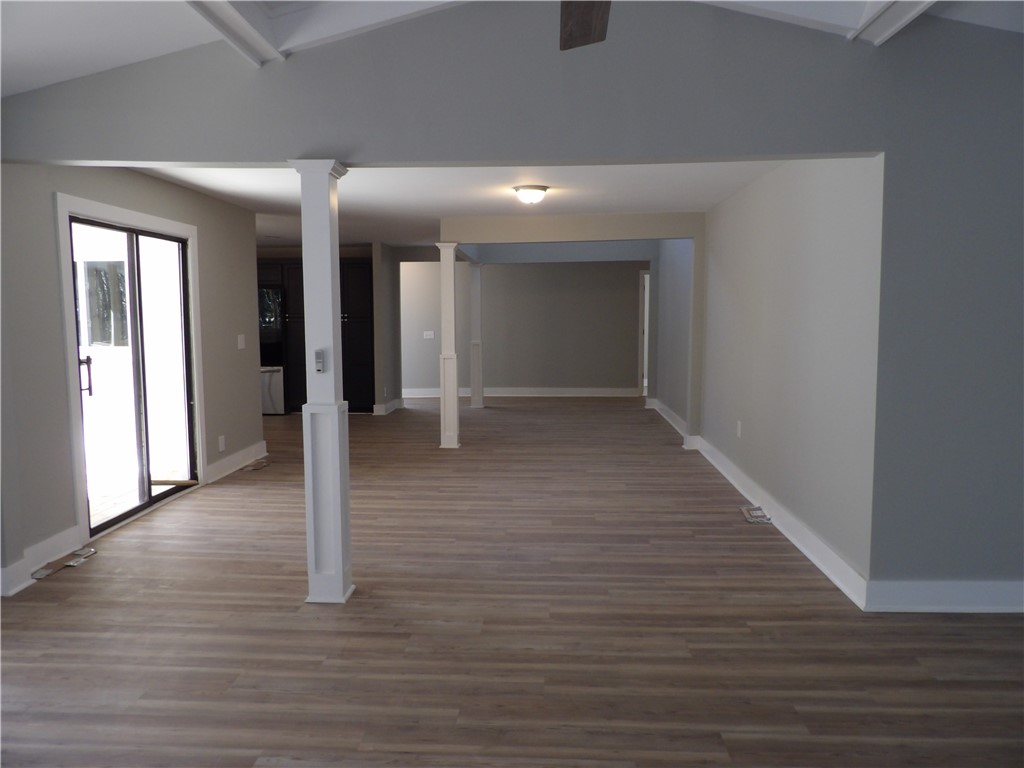 20 Meredith Lane Greenville, SC 29607 - Photo 11 of 37 Gallery Image 11