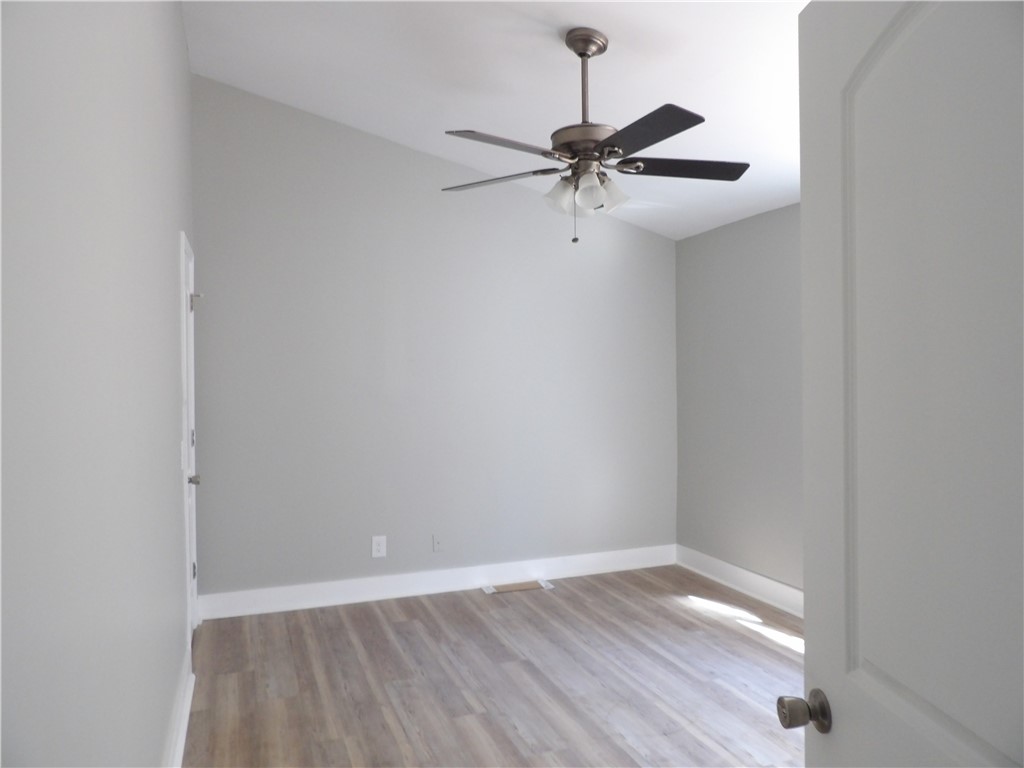 20 Meredith Lane Greenville, SC 29607 - Photo 25 of 37 Gallery Image 25