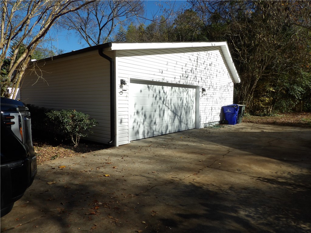 20 Meredith Lane Greenville, SC 29607 - Photo 32 of 37 Gallery Image 32