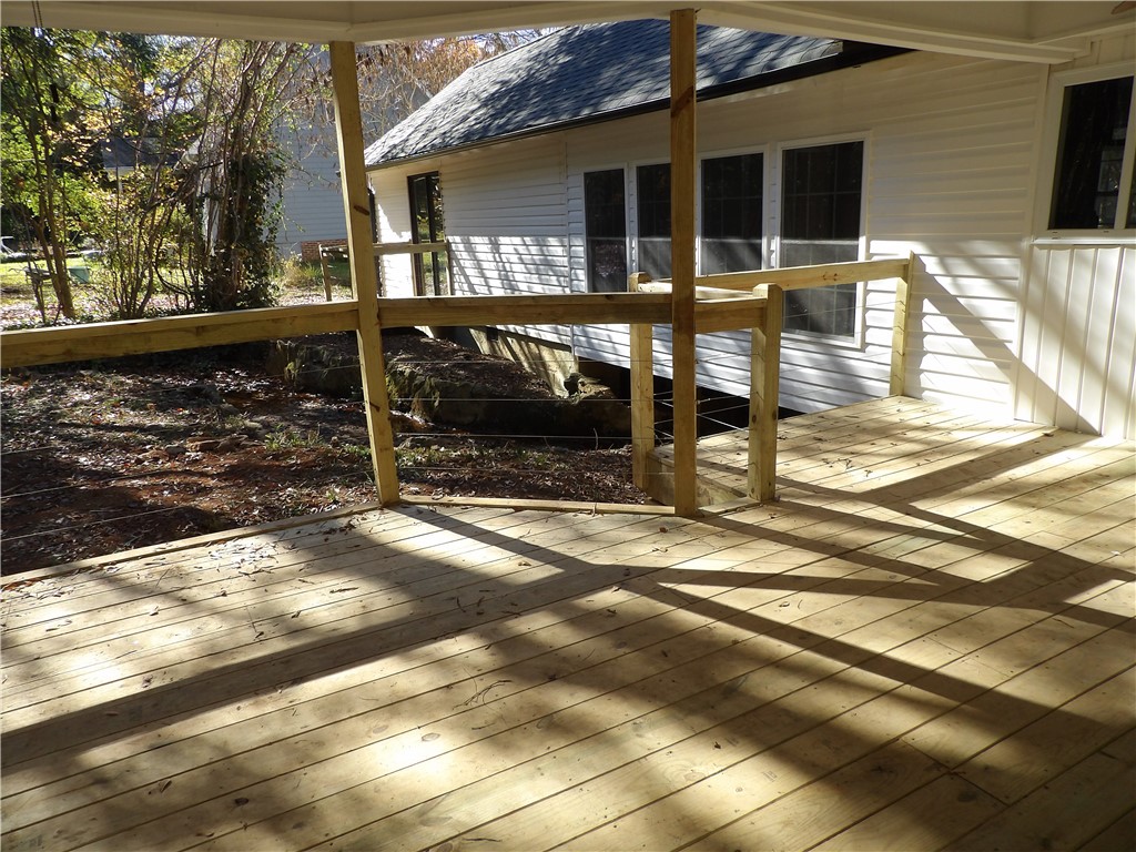 20 Meredith Lane Greenville, SC 29607 - Photo 10 of 37 Gallery Image 10