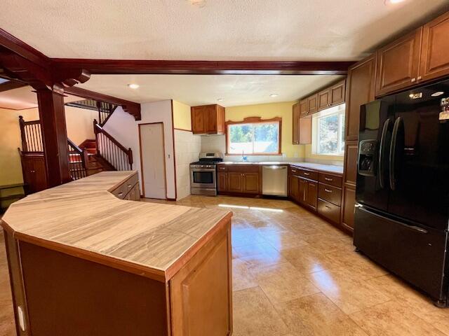 1015 Twin Trees Road Garberville, CA 95542 - Photo 43 of 45