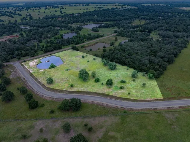 an aerial view of a jacuzzi