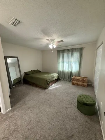 $2,100 | 10053 Lake Oak Circle, Tampa, FL 33624