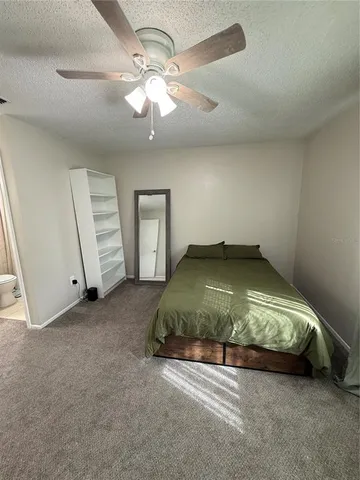 $2,100 | 10053 Lake Oak Circle, Tampa, FL 33624