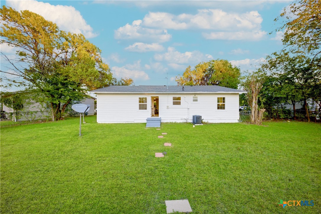 918 Fannin Loop Temple, TX 76501 - Photo 29 of 31 a view of a house with a backyard