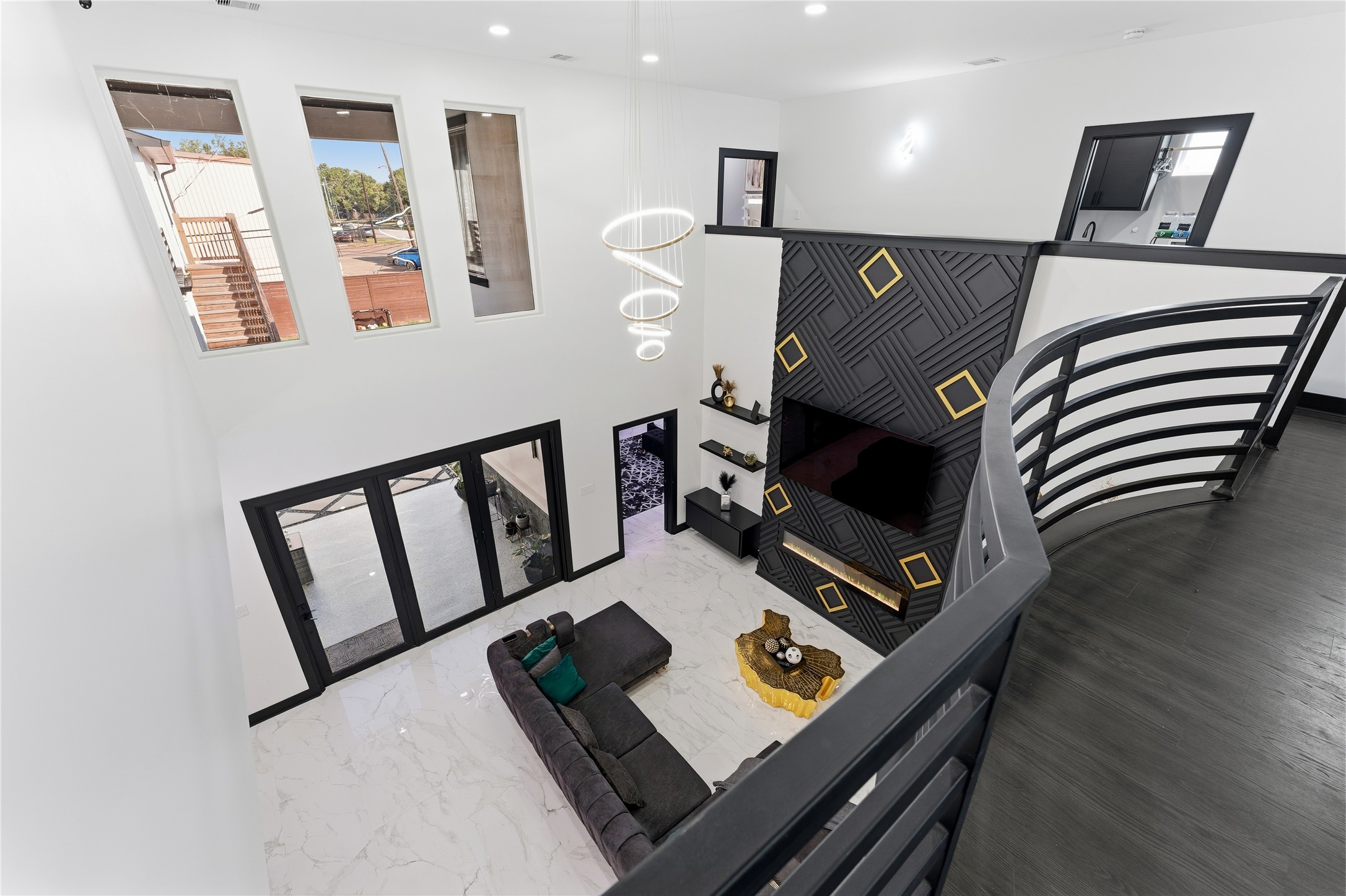 7737 Edna Street Houston, TX 77087 - Photo 27 of 43 a living room with furniture