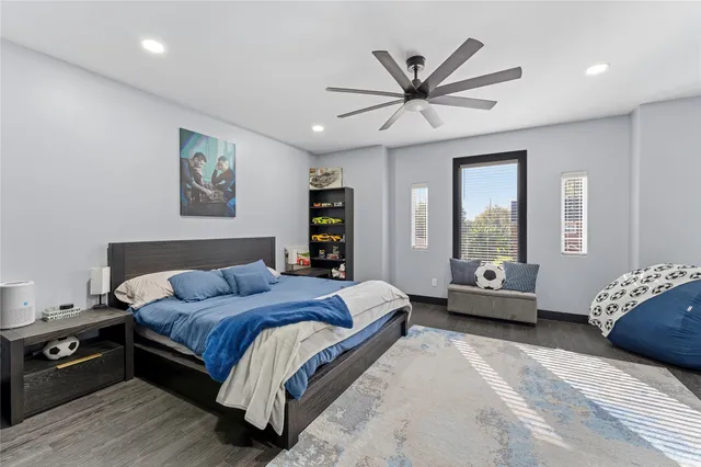 $749,999 | 7737 Edna Street, Houston, TX 77087