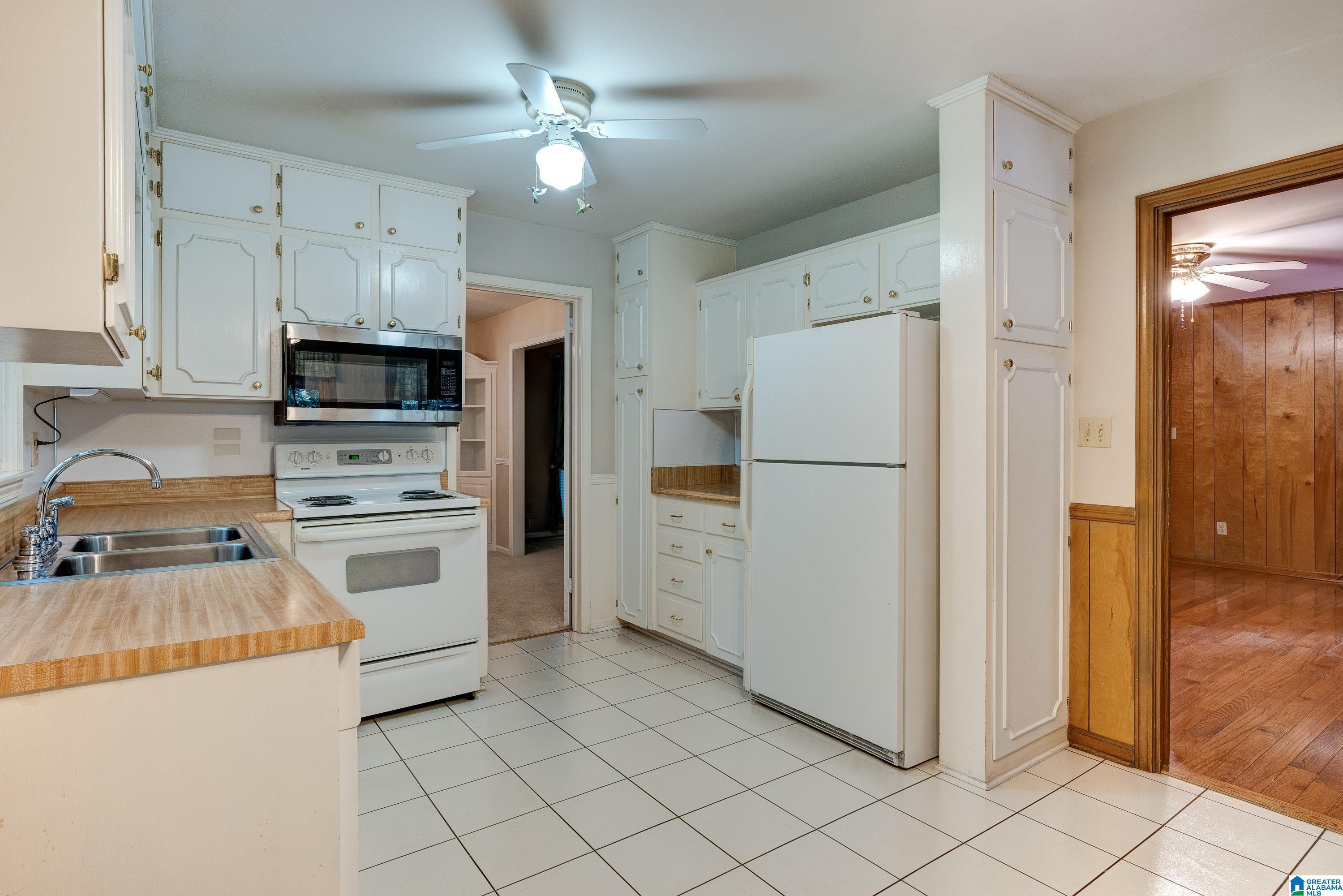 1822 Indian Hills Road Pelham, AL 35124 - Photo 14 of 40