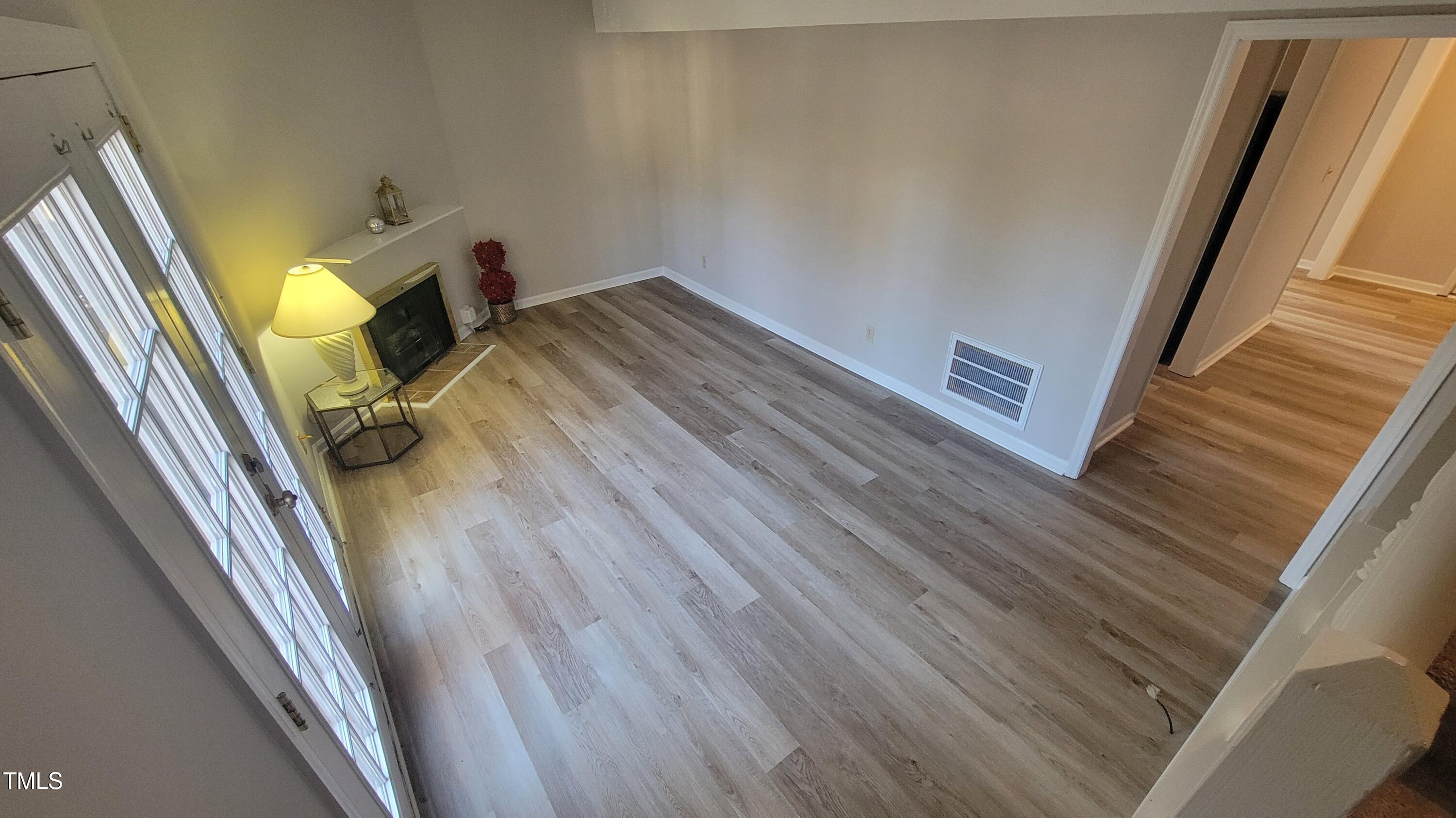 667 Bashford Road Raleigh, NC 27606 - Photo 8 of 28 08-FR3