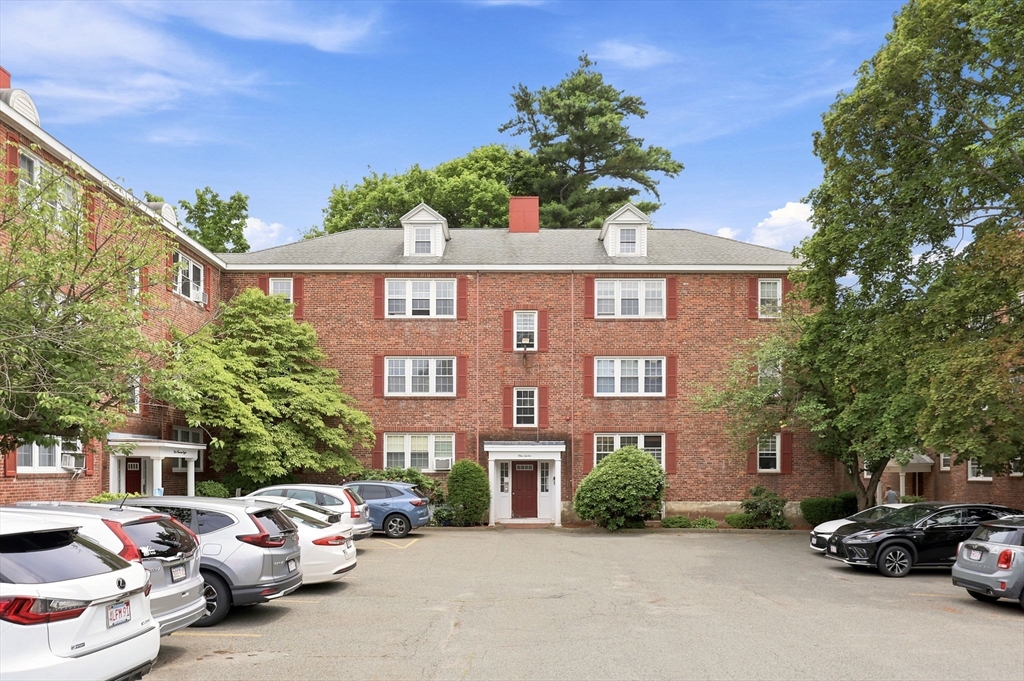 112 Maple Street, Unit 4 Malden, MA 02148 - Photo 1 of 28