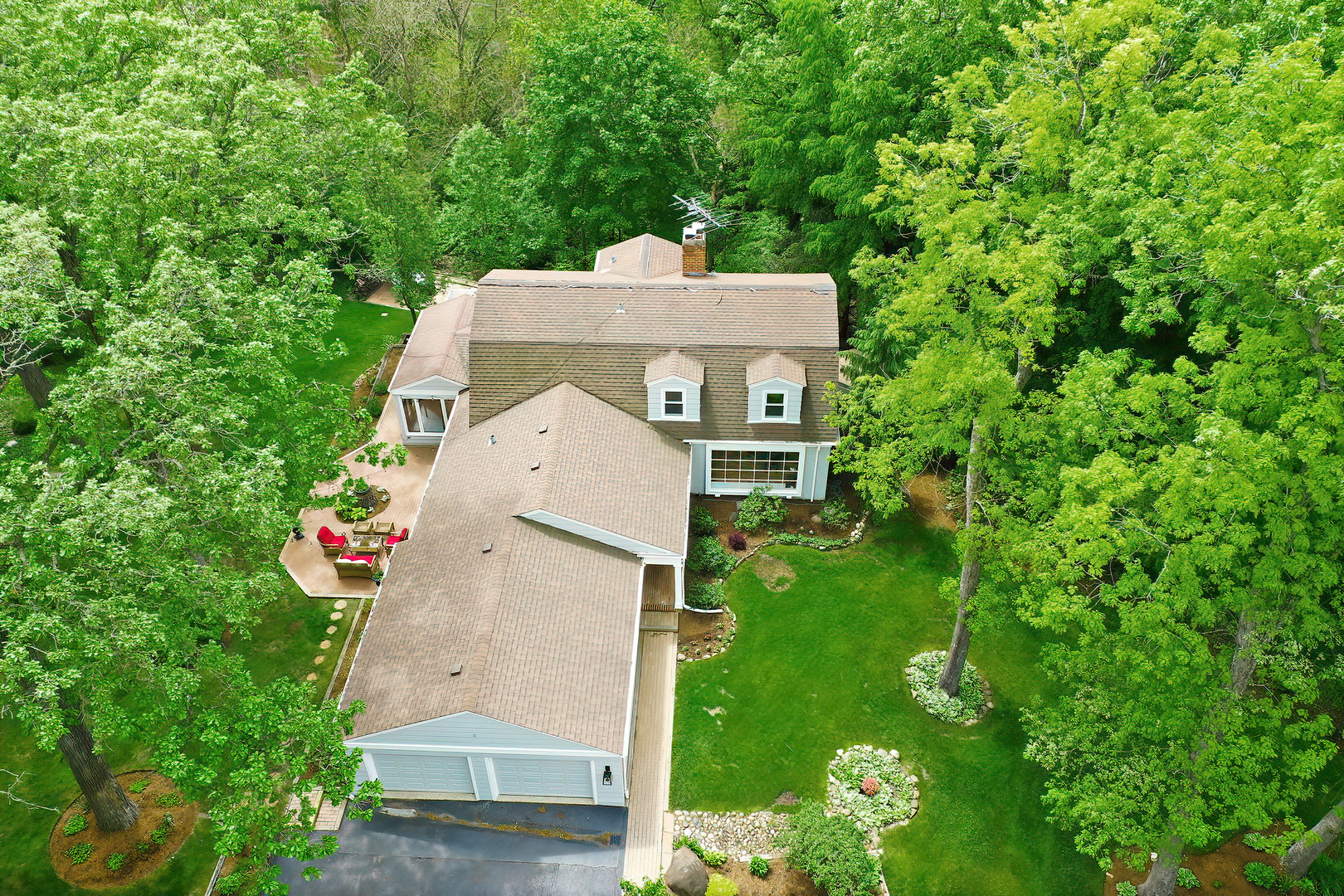 15 Willet Way Trout Valley, IL 60013 - Photo 1 of 61
