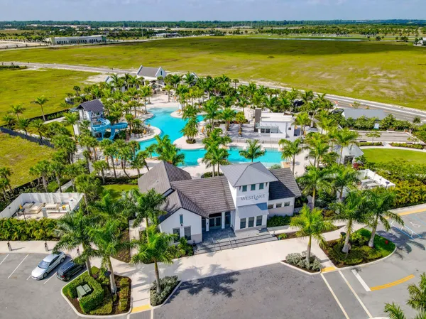 a picture of city with an ocean view