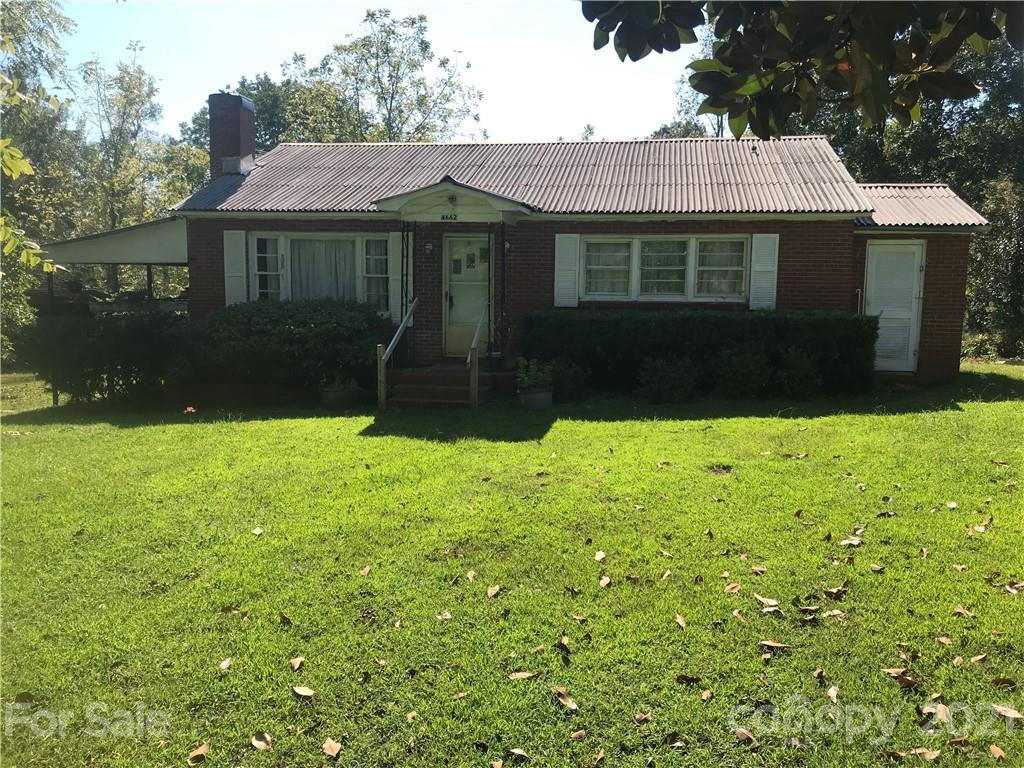 4662 Rob Neal Road Heath Springs, SC 29058 - Photo 2 of 10 Gallery Image 2