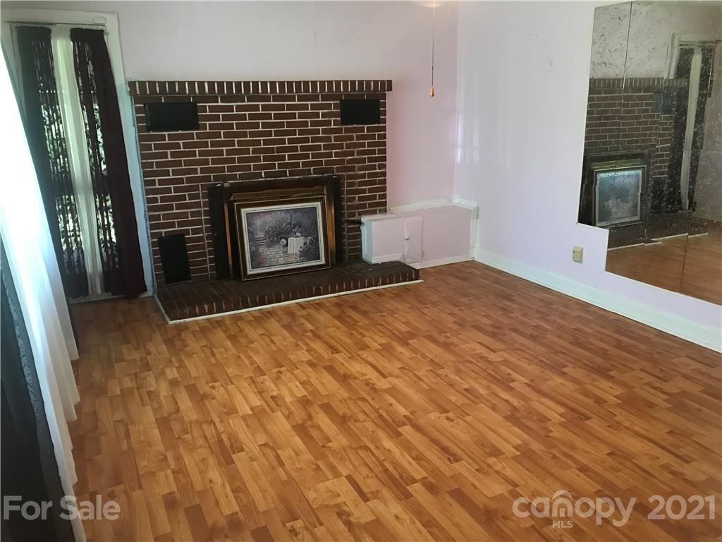 4662 Rob Neal Road Heath Springs, SC 29058 - Photo 3 of 10 Gallery Image 3