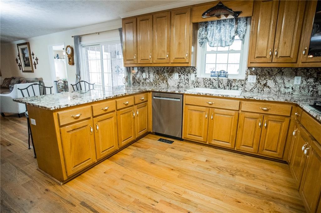 4450 Bay Creek Road Loganville, GA 30052 - Photo 4 of 44