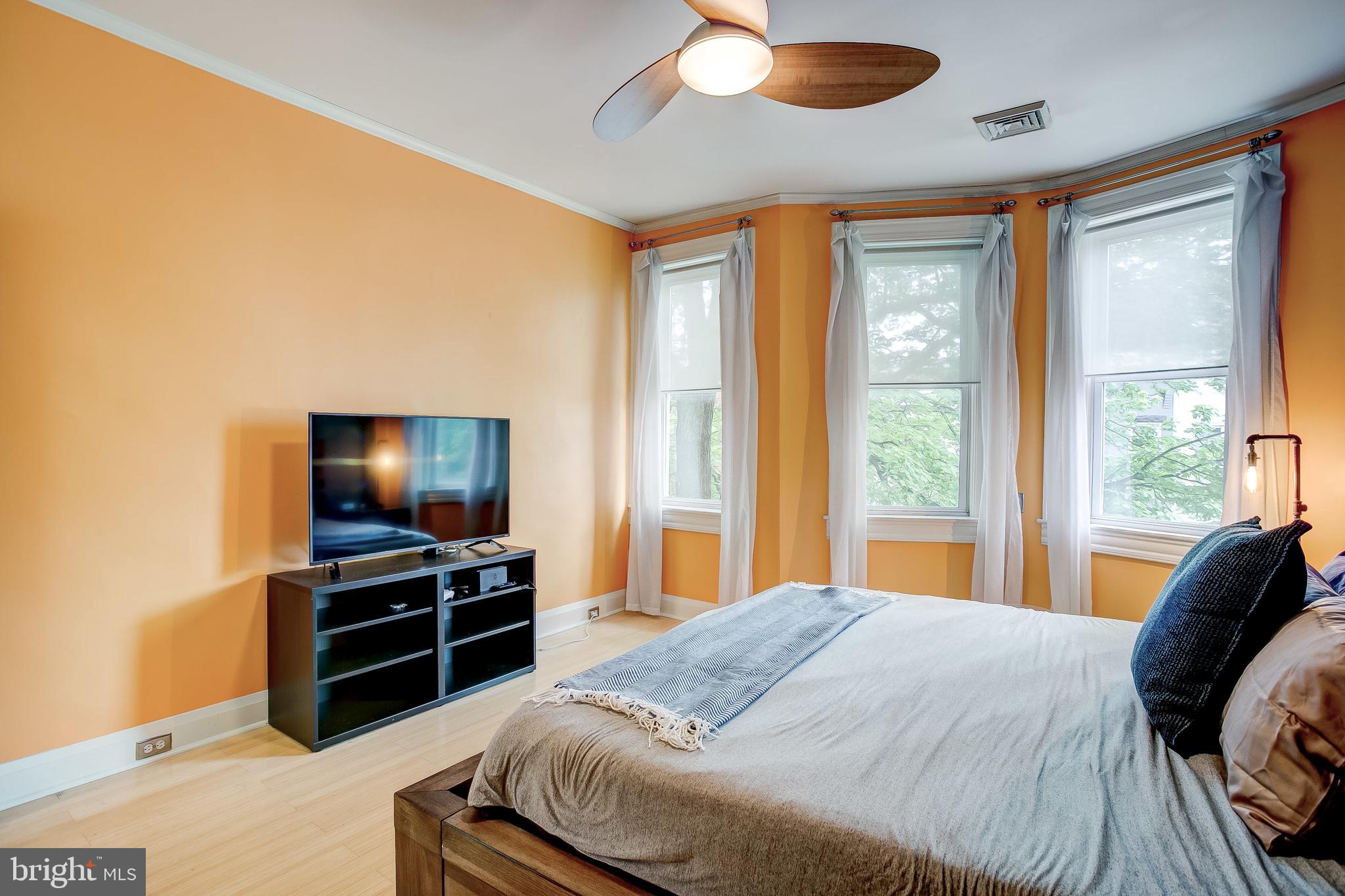 848 West 35th Street Baltimore, MD 21211 - Photo 18 of 32