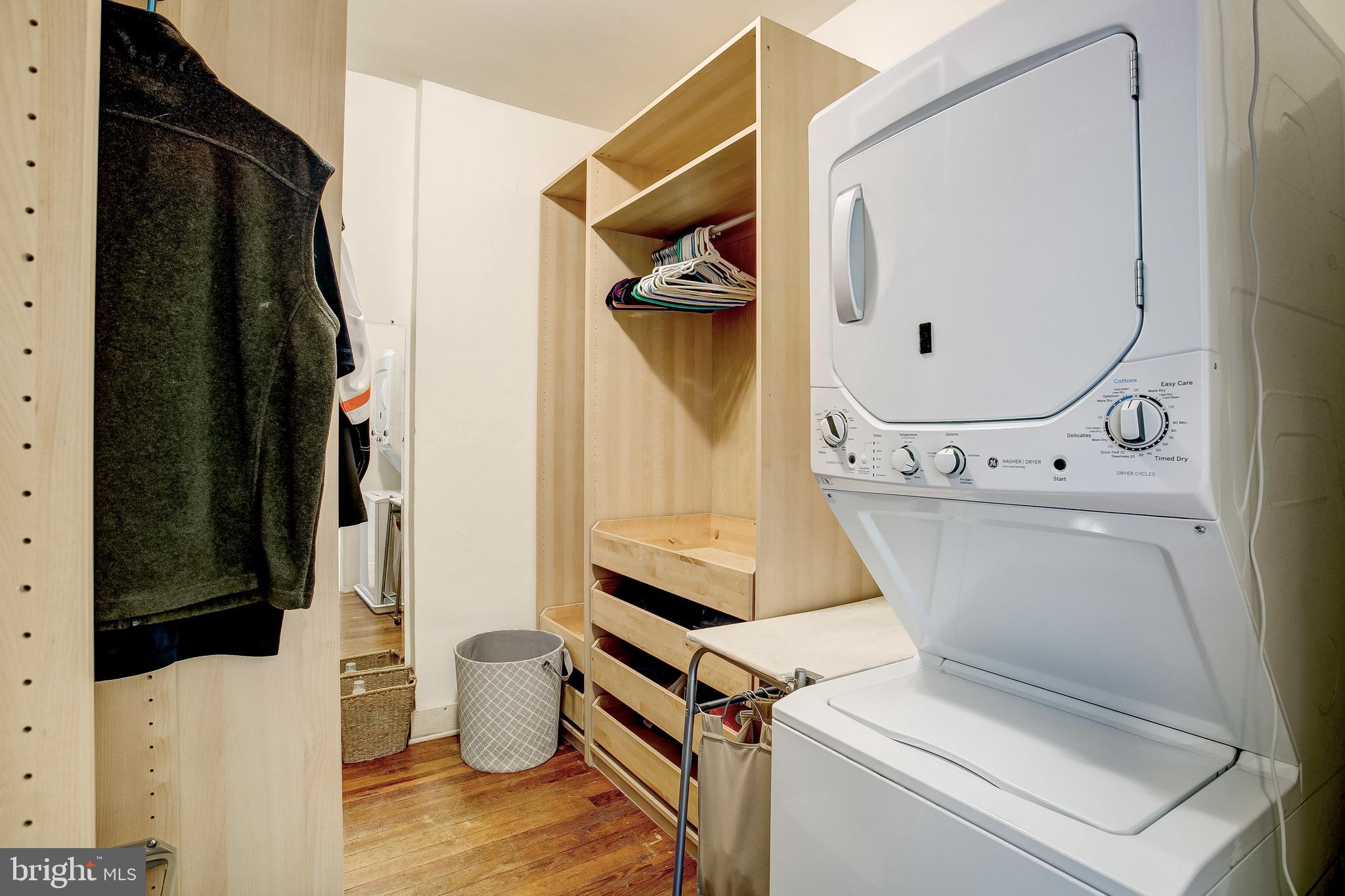 848 West 35th Street Baltimore, MD 21211 - Photo 19 of 32 HUGE walking in closet/ laundry room combo!!!!