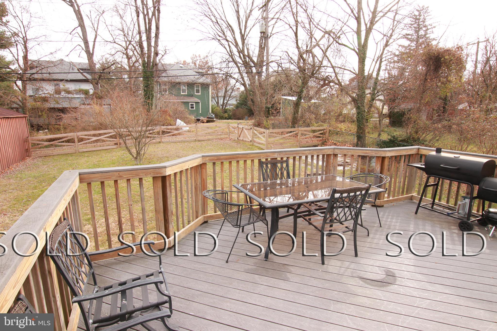 5411 Catalpha Road Baltimore, MD 21214 - Photo 3 of 47