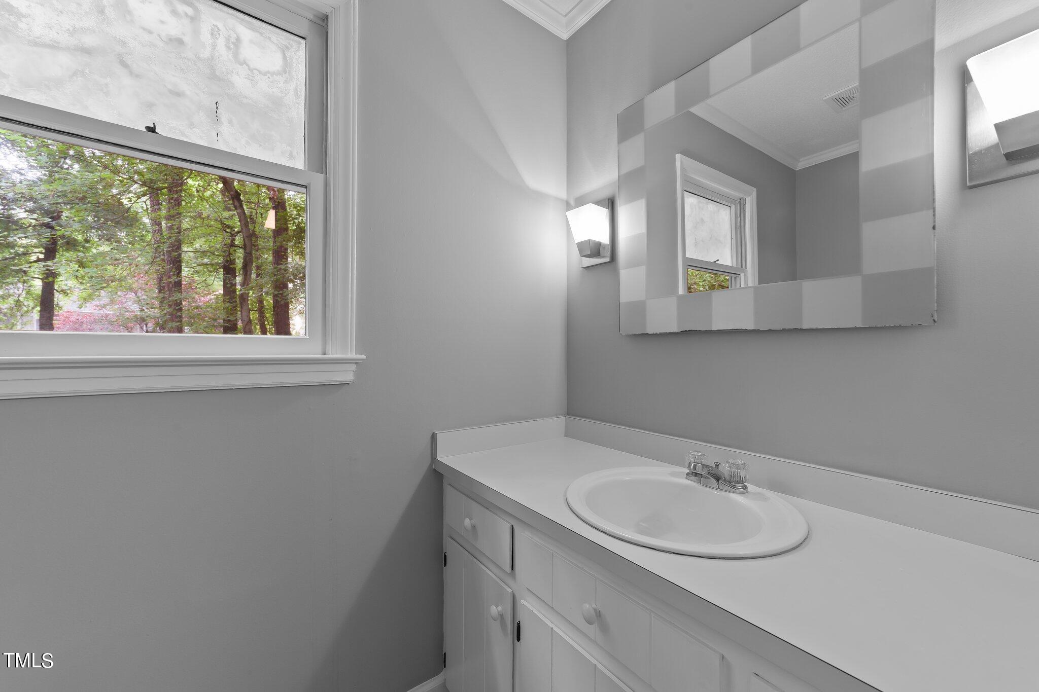 2301 Pastille Lane Raleigh, NC 27612 - Photo 20 of 40 38-web-or-mls-VB4A7699
