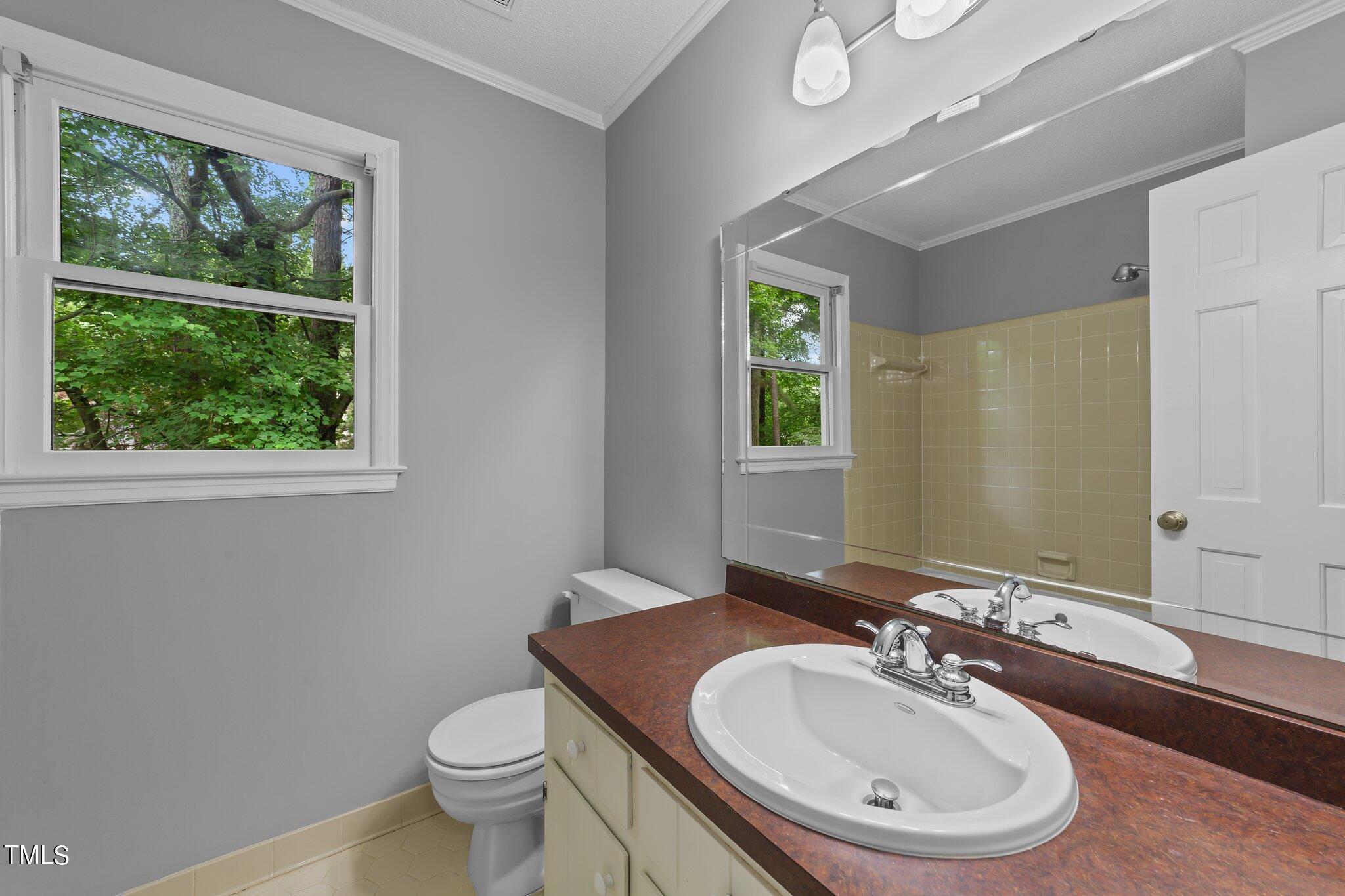 2301 Pastille Lane Raleigh, NC 27612 - Photo 31 of 40 49-web-or-mls-VB4A7735