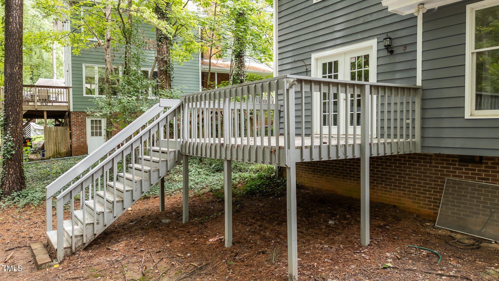 2301 Pastille Lane Raleigh, NC 27612 - Photo 35 of 40 18-web-or-mls-DJI_20240724123733_0974_D