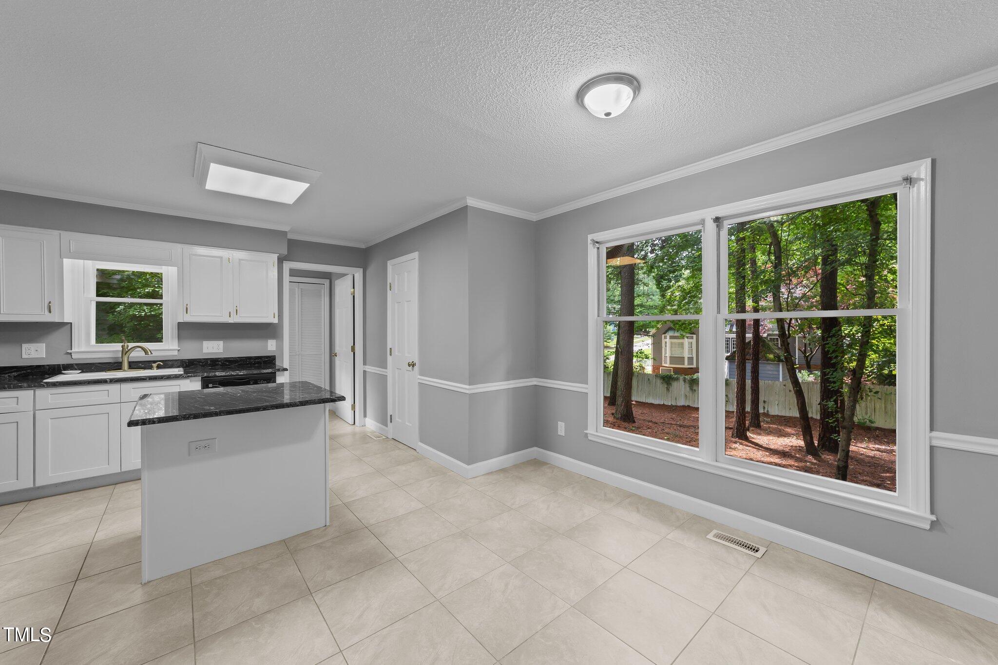 2301 Pastille Lane Raleigh, NC 27612 - Photo 10 of 40 28-web-or-mls-VB4A7660