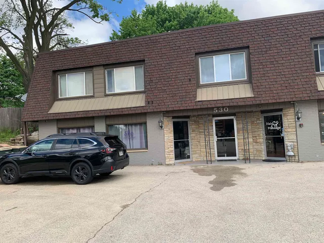 $769,000 | 530 West Main Street, Sun Prairie, WI 53590