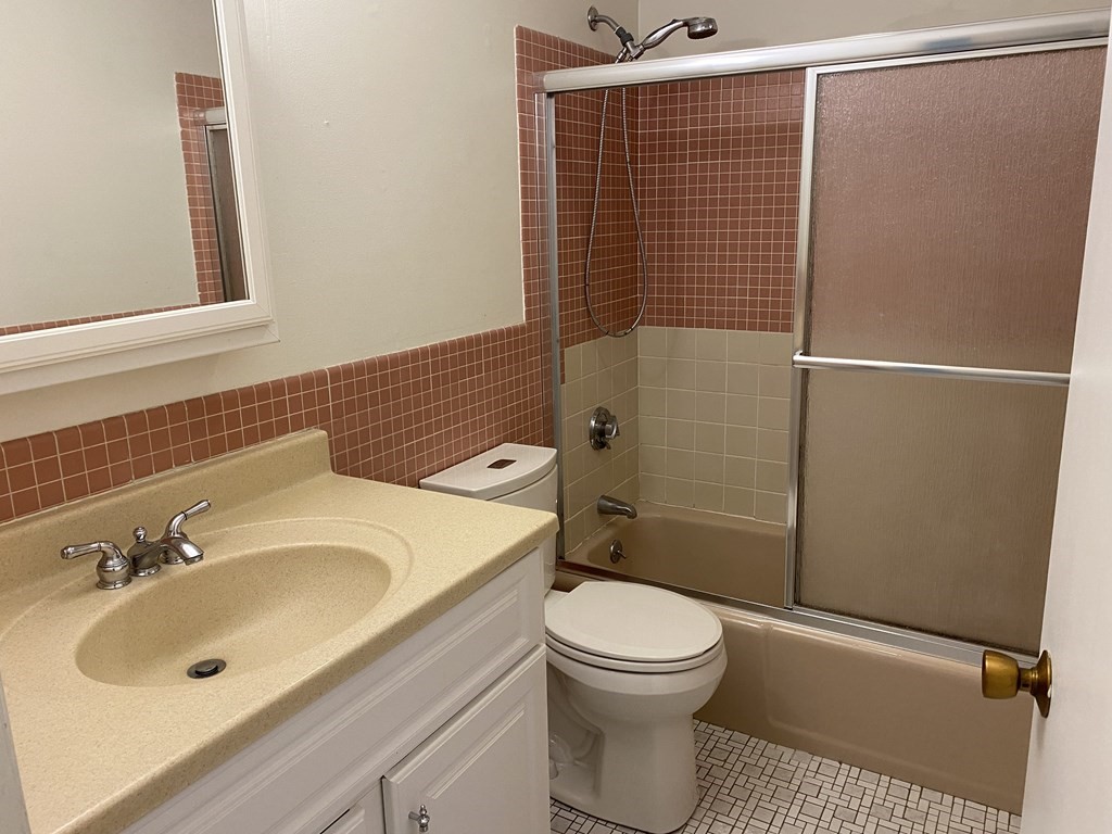 73 Charlesbank Road, Unit 306 Newton, MA 02458 - Photo 7 of 12