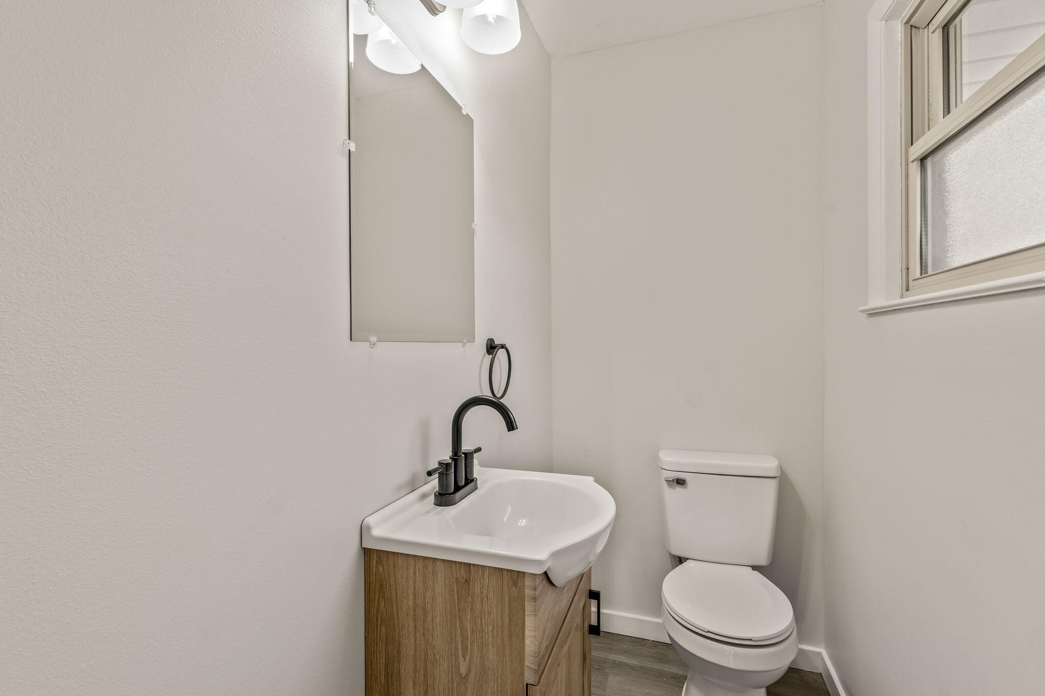 9610 West Rio Street Milwaukee, WI 53225 - Photo 13 of 26 9610 W Rio St, Milwaukee - HDR-13