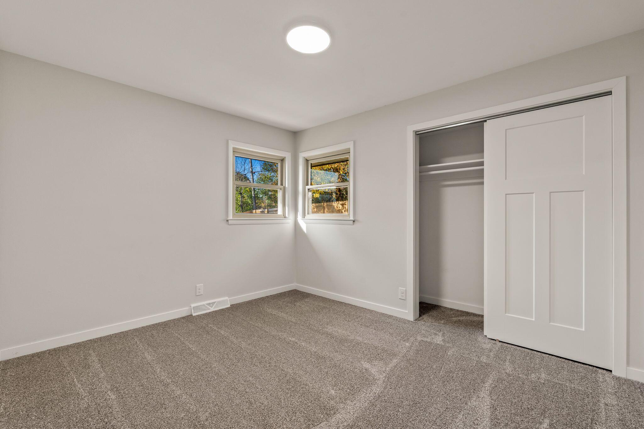 9610 West Rio Street Milwaukee, WI 53225 - Photo 17 of 26 9610 W Rio St, Milwaukee - HDR-17